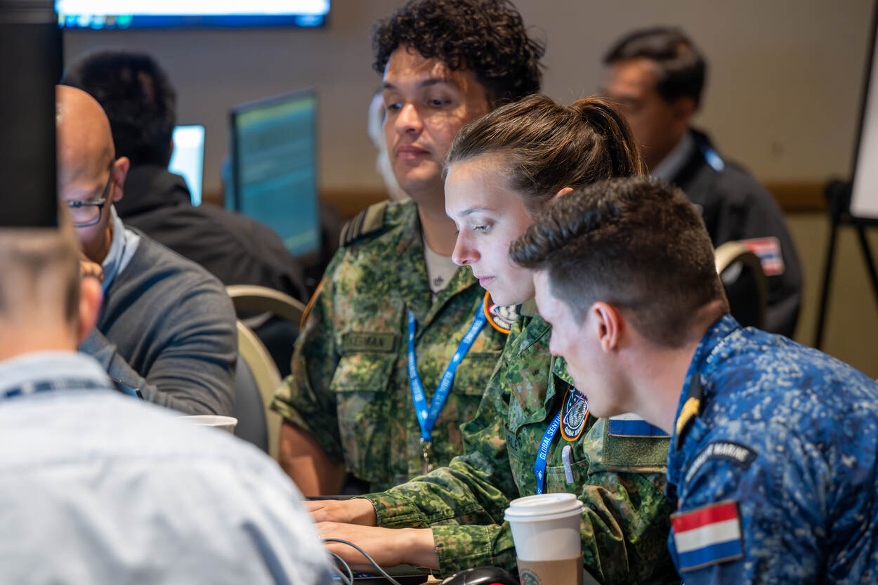 Majoor Scott tijdens Global Sentinel