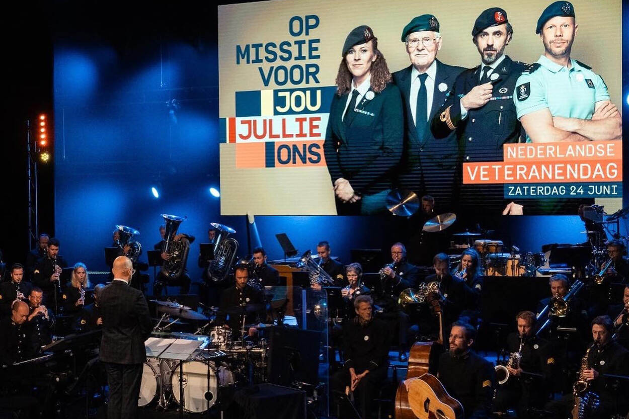 Het evenement startte in de Koninklijke Schouwburg.