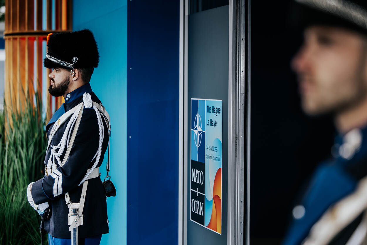 Marechaussee in ceremonieel bij World Forum Den Haag.