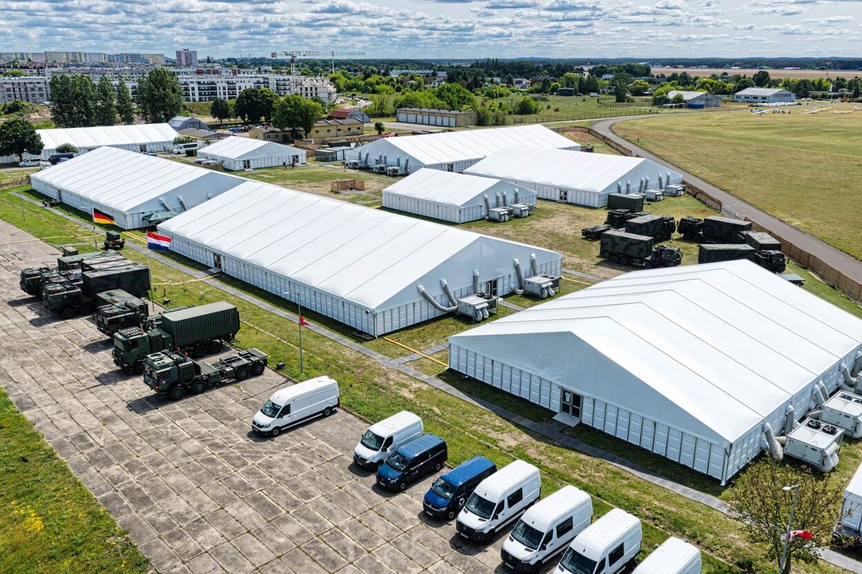 Bovenaanzicht van de Airfield Extended Test Site waar landmachters met TITAAN koppelen aan internationale partners.