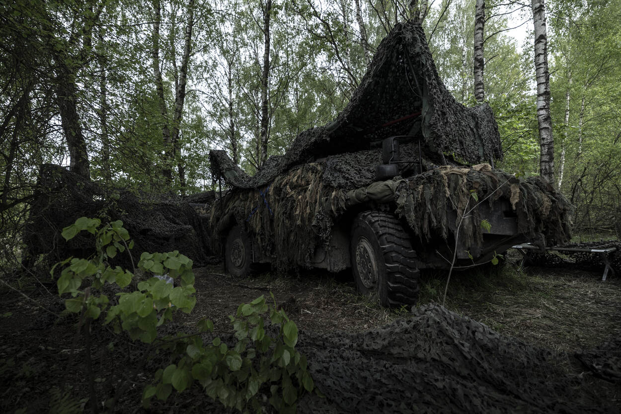 Verkenners met de Fennek in actie tijdens oefening Iron Wolf in Litouwen.