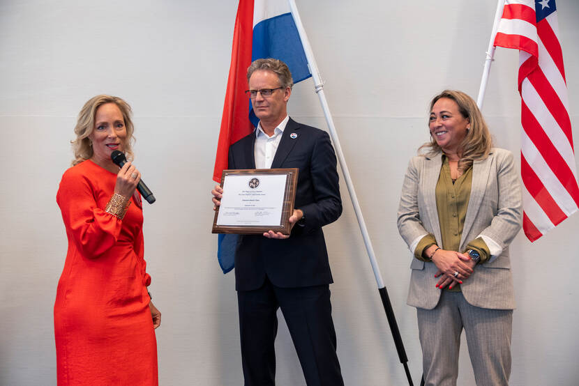 Prinses Margarita is bij de uitreiking aanwezig