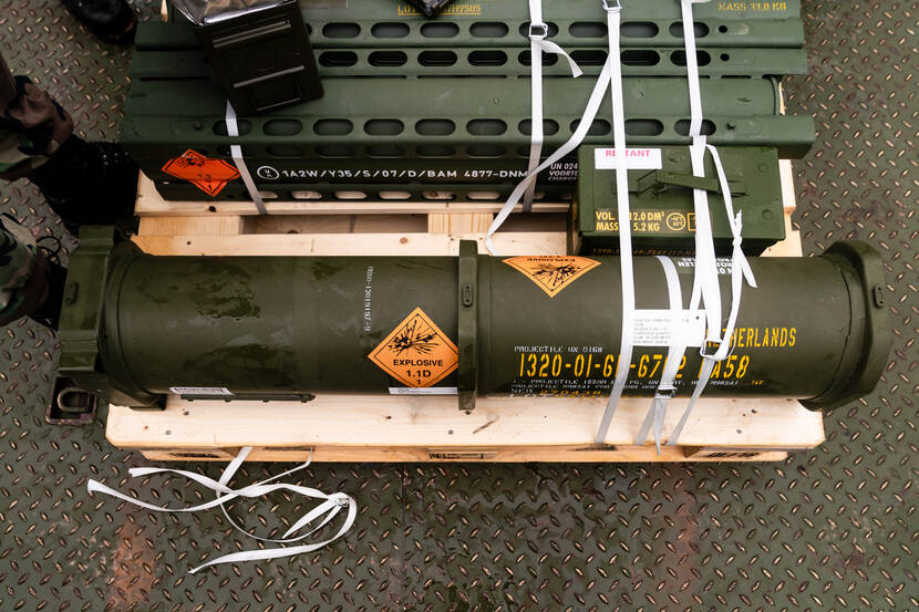 een foto van een artilleriegranaat.