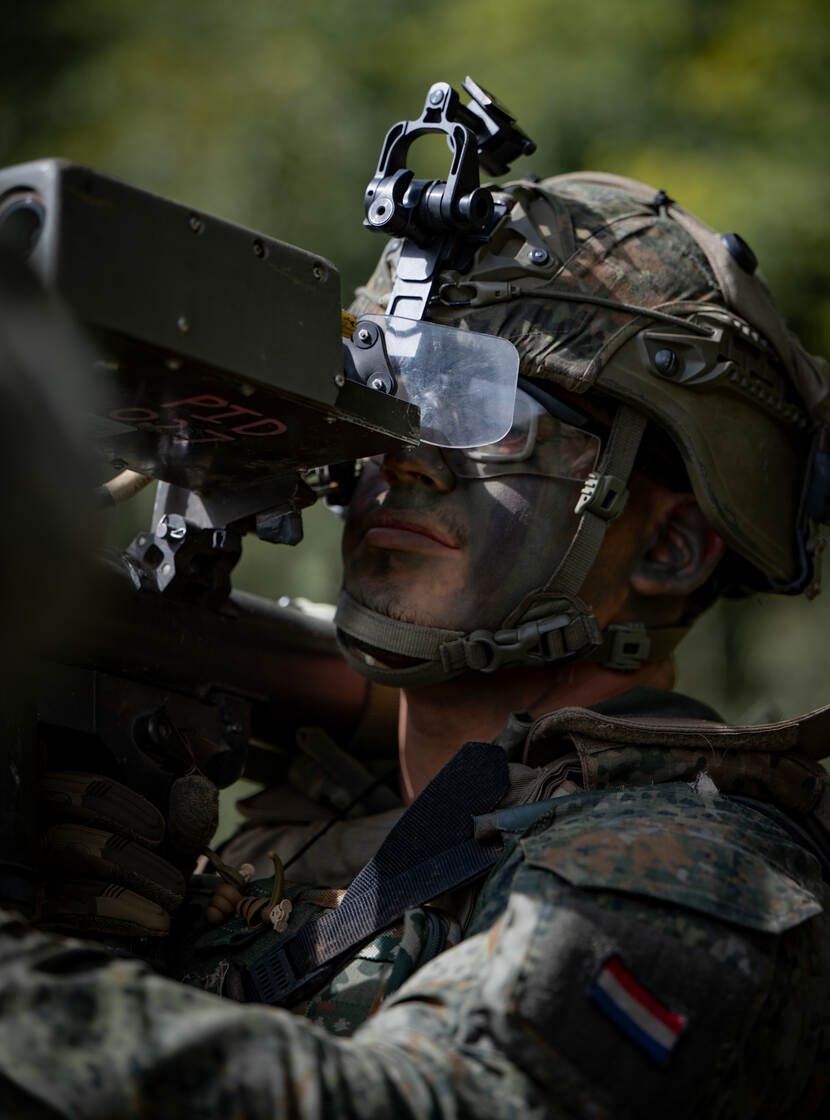 Stinger schutter DGLC lockt een vliegtuig.