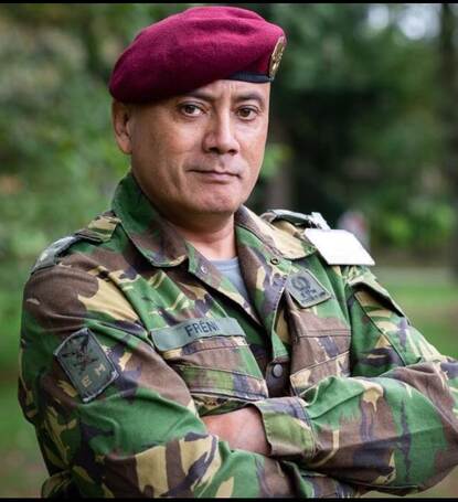 Portret van Chris Fréni in GVT, toen hij nog adjudant was.