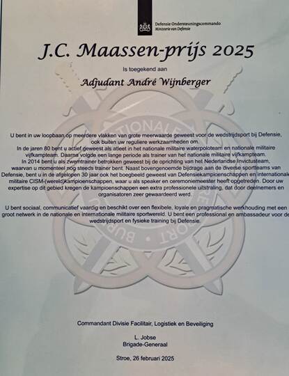 De oorkonde die bij de J.C. Maassenprijs hoort.