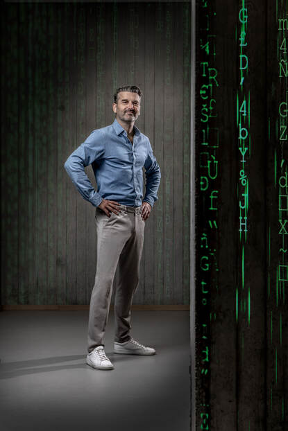 Portretfoto van Roy Lindelauf.