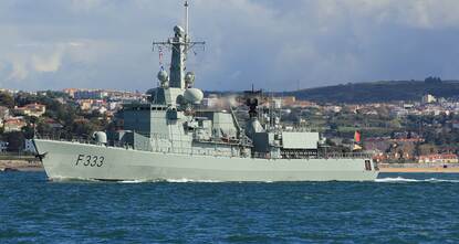 NRP Bartolomeu Dias, de voormalige Nederlandse fregat Hr.Ms. Van Nes.